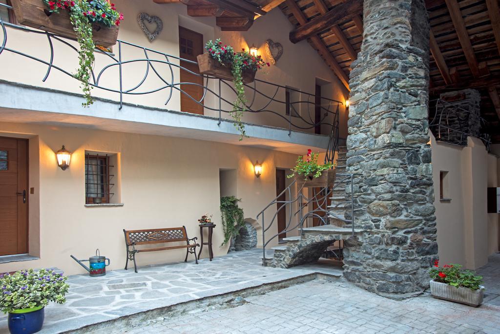 La Cor De Jeremie Hotel Montjovet Exterior foto